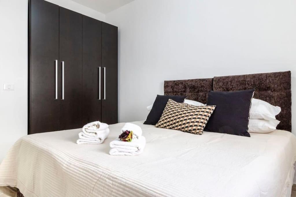 Luxury 3 Bedroom Apt, Harav Kook7 Jerusalem Eksteriør billede