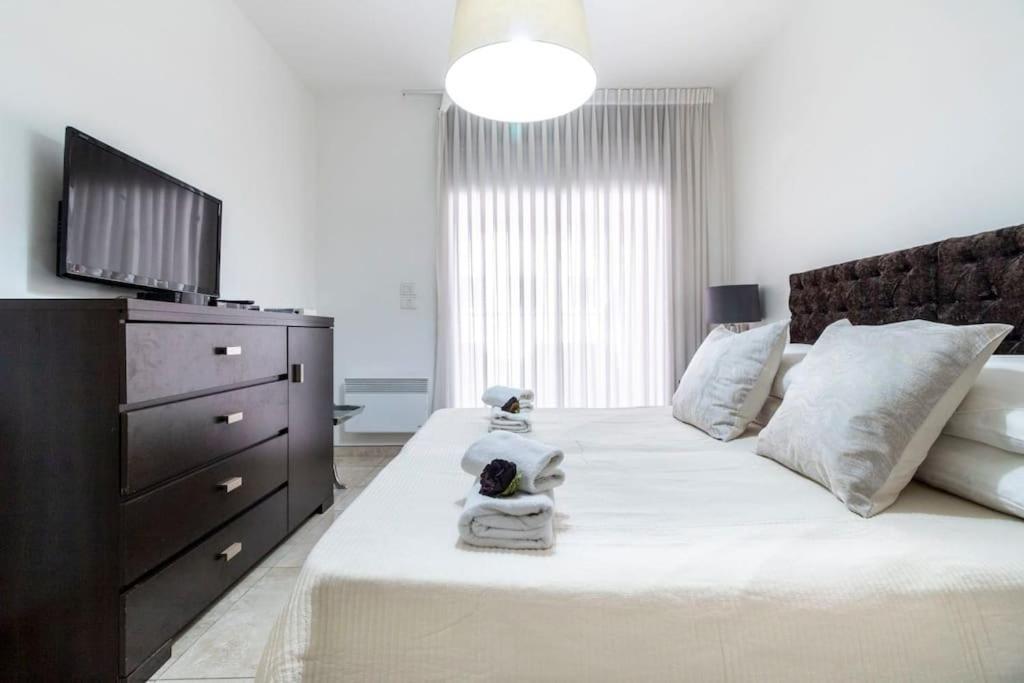 Luxury 3 Bedroom Apt, Harav Kook7 Jerusalem Eksteriør billede
