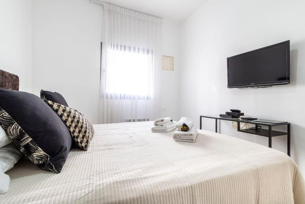 Luxury 3 Bedroom Apt, Harav Kook7 Jerusalem Eksteriør billede